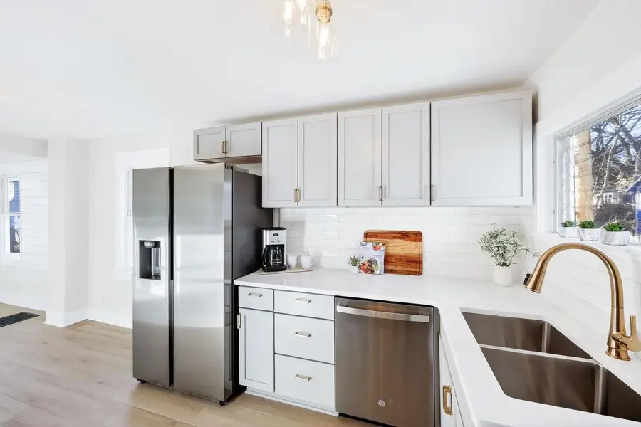 2926 Milwaukee Street, Madison, WI 53704 - #3