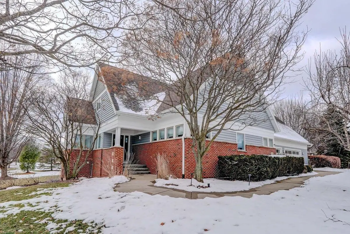 5596 Surrey Lane, Waunakee, WI 53597 - #1