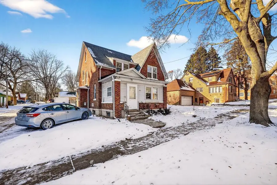 308 S Brooks Street, Madison, WI 53715 - #2