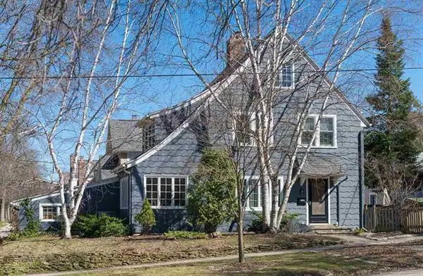 2557 Chamberlain Avenue, Madison, WI 53705