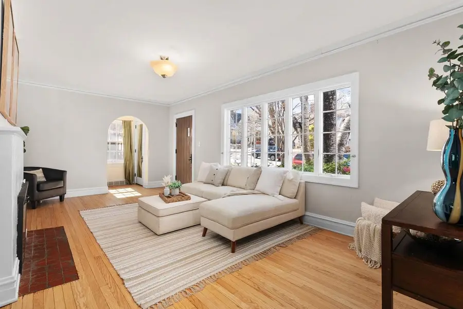 2557 Chamberlain Avenue, Madison, WI 53705 - #2