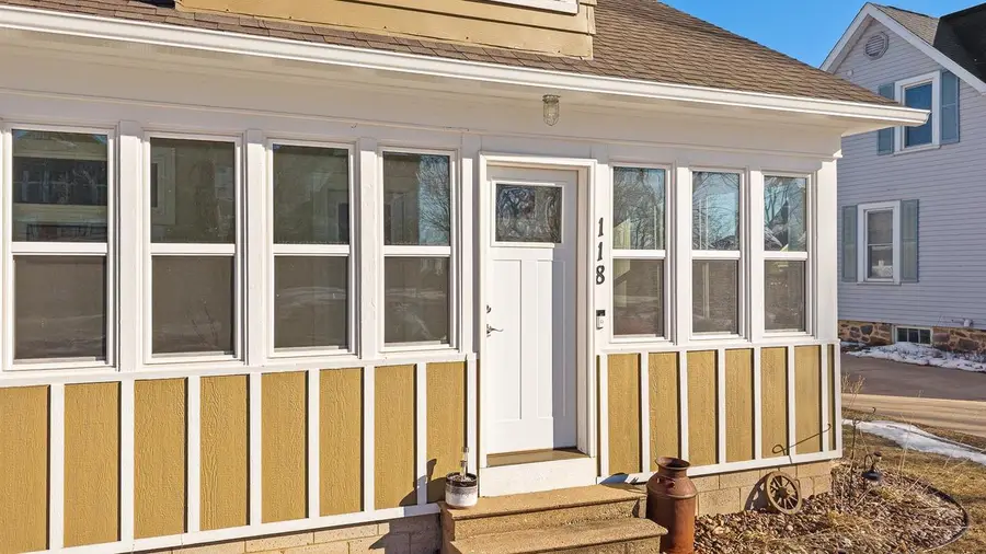 118 N Johnson Street, Berlin, WI 54923 - #3