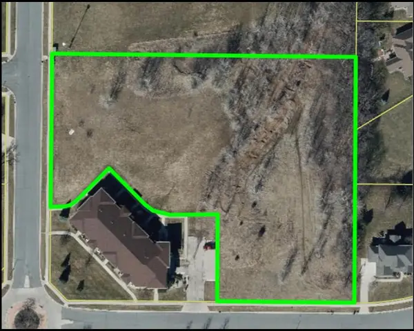 500 Bergamont Boulevard, Oregon, WI 53575