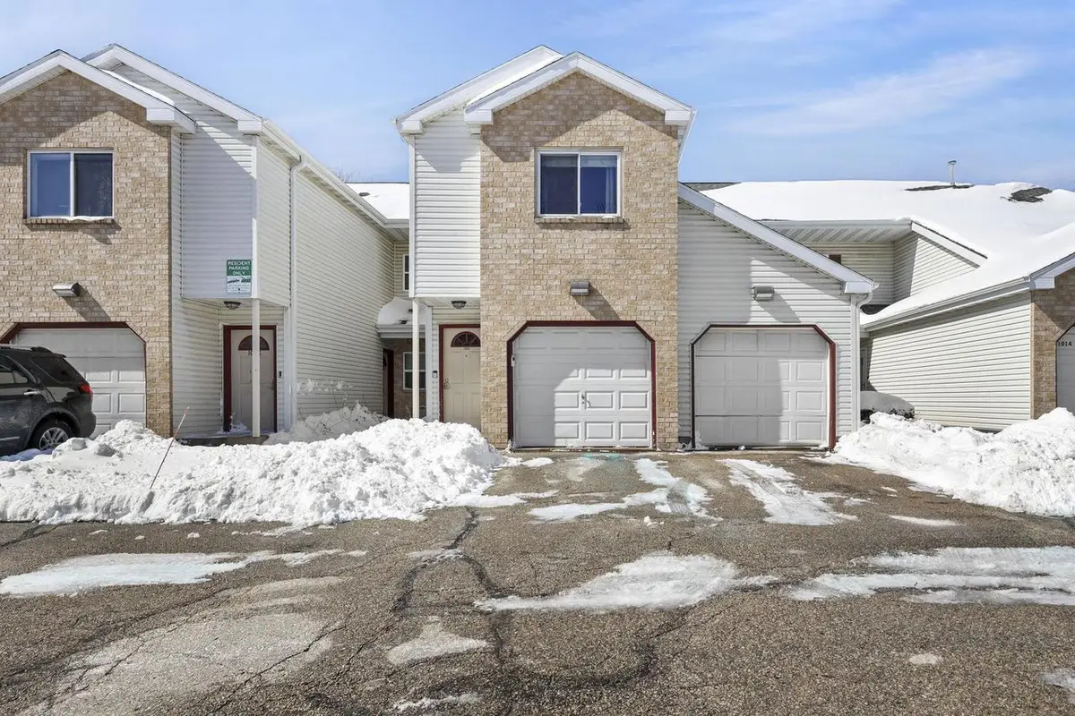 1012 Rockefeller Lane, Madison, WI 53704 - #1