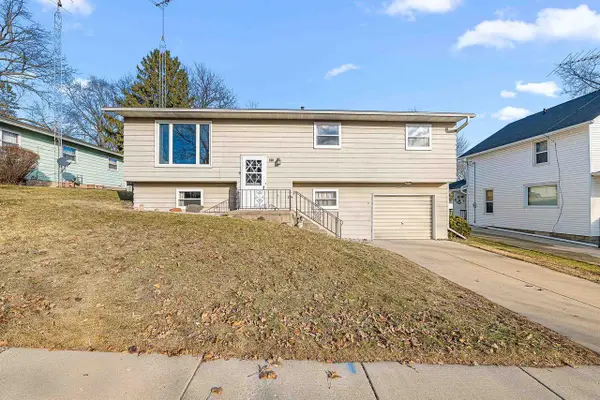 318 Scott Street, Cambria, WI 53923