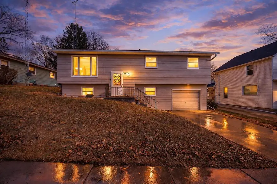 318 Scott Street, Cambria, WI 53923 - #2