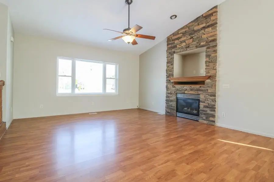 864 Leah Court, Jefferson, WI 53549 - #3