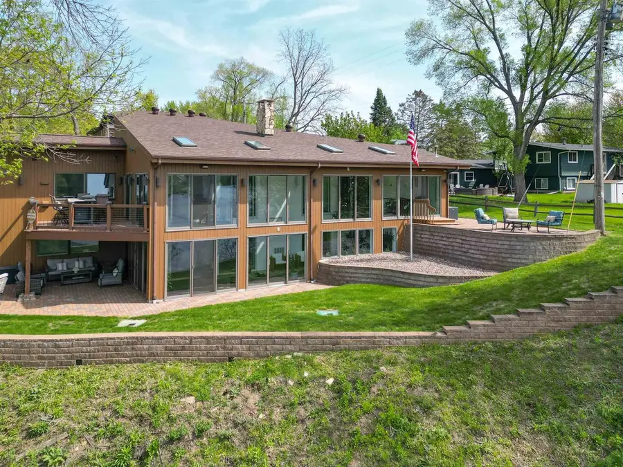 4127 Kammel Road, La Crosse, WI 54601 - #2