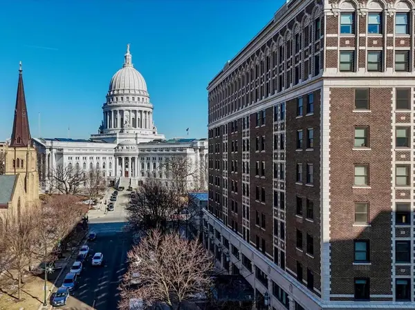 123 W Washington Avenue #311, Madison, WI 53703