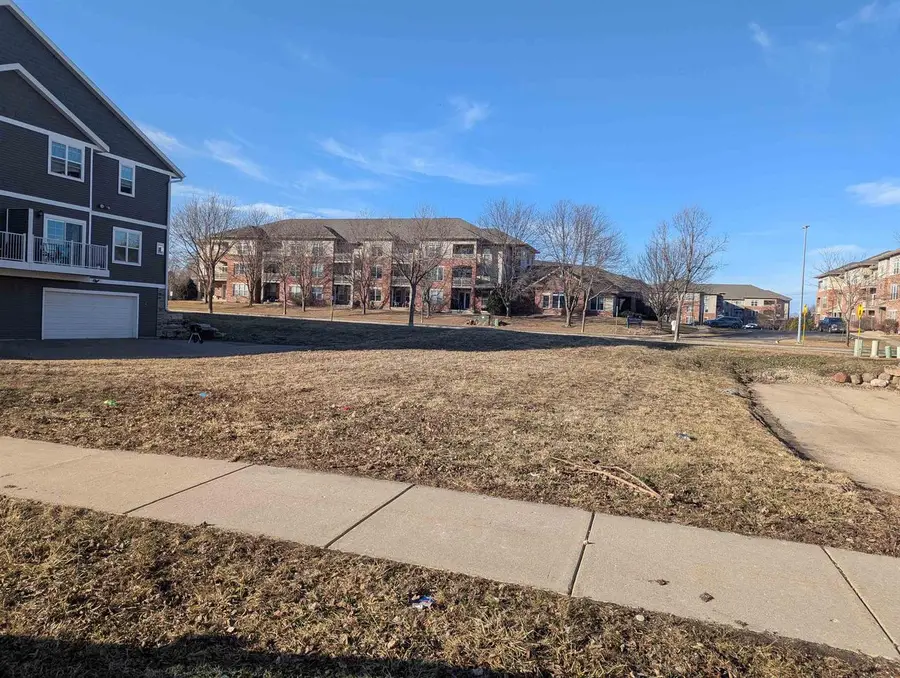 6418 Driscoll Drive, Madison, WI 53718 - #2