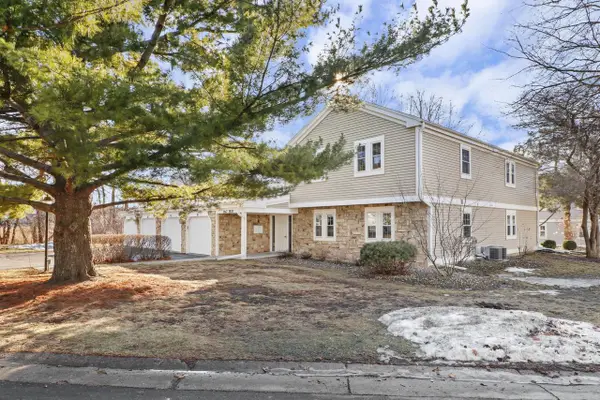 7823 E Oakbridge Way #2A, Madison, WI 53717