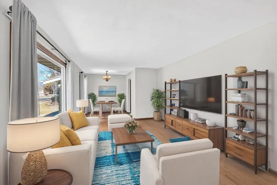 435 Woodview Drive, Sun Prairie, WI 53590 - #3