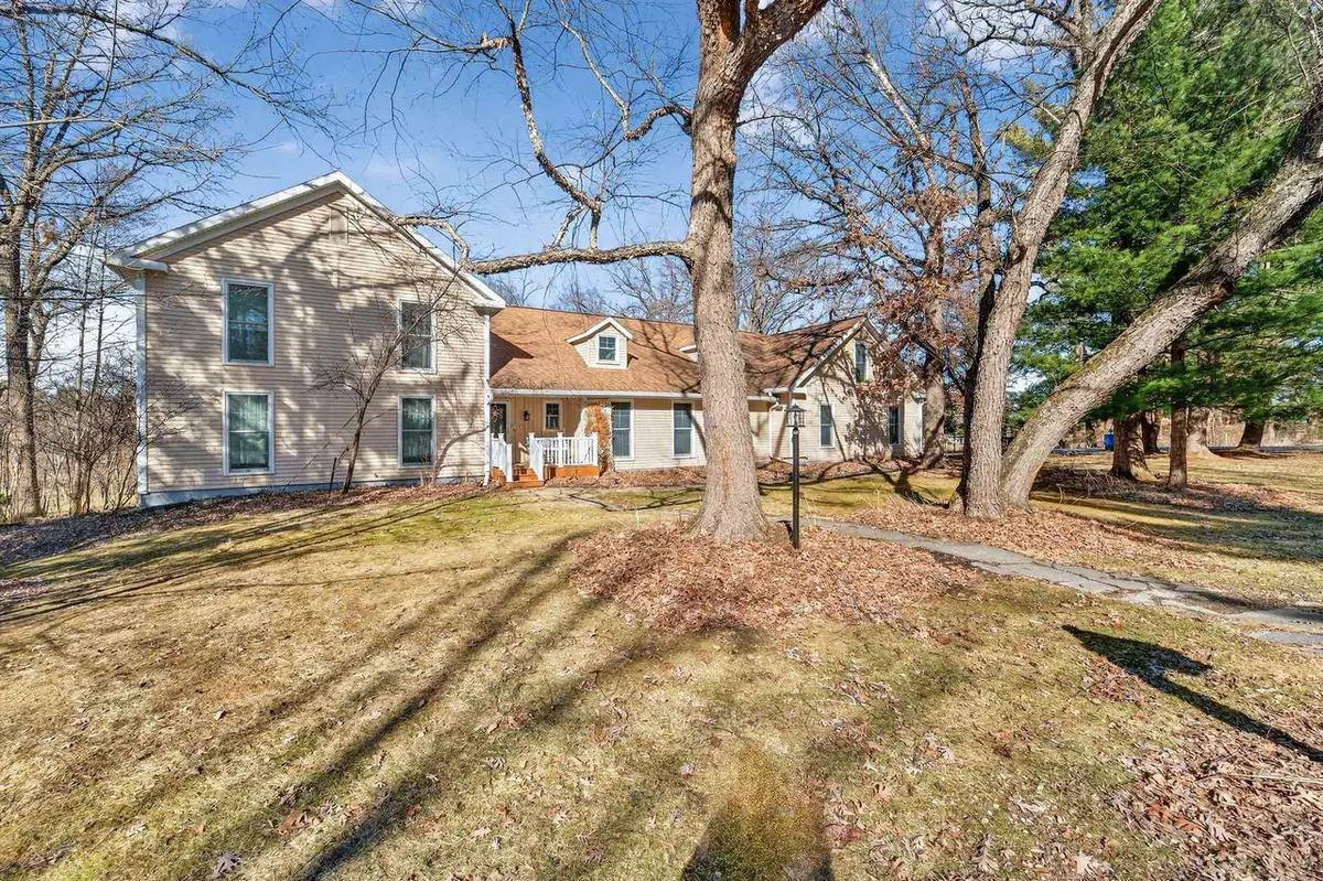 7752 Ox Trail Way, Verona, WI 53593 - #1