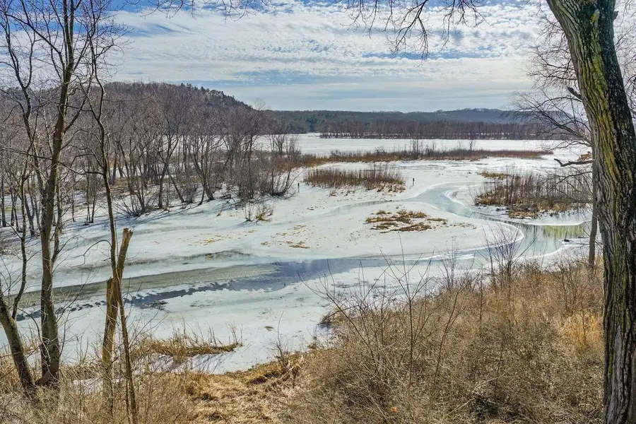 L10 Gold Bluff Court, Portage, WI 53901 - #2