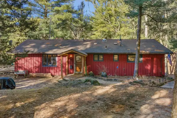 N8432 Valley Drive, Wisconsin Dells, WI 53965