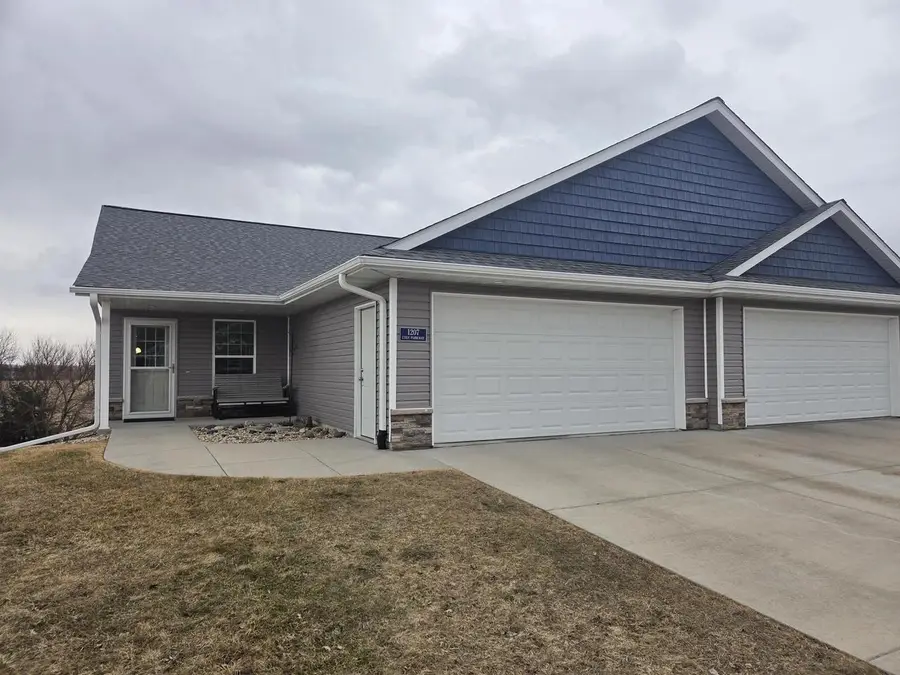 1207 Cody Parkway, Platteville, WI 53818 - #2