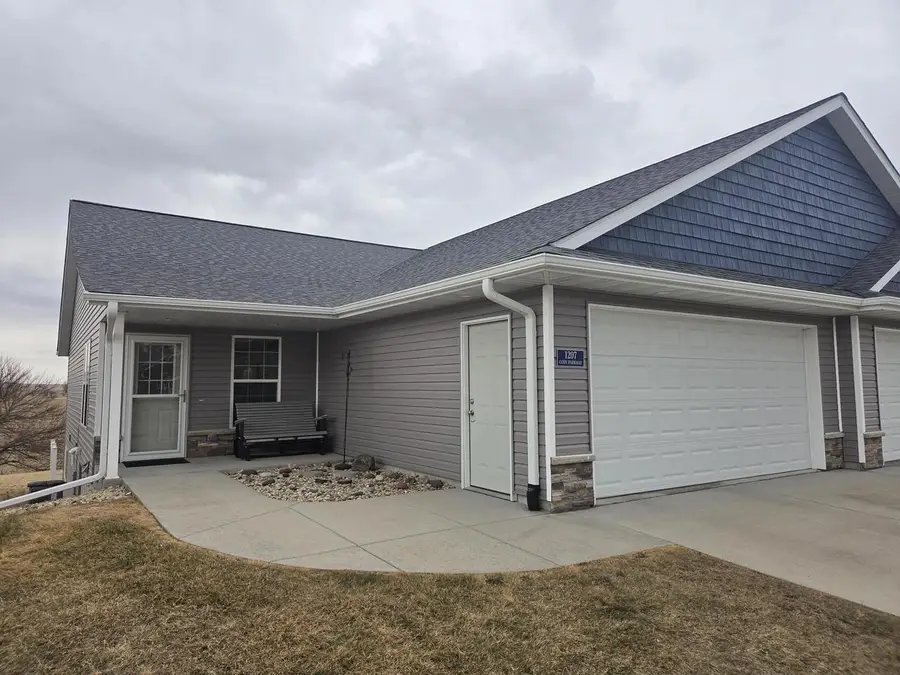 1207 Cody Parkway, Platteville, WI 53818 - #3