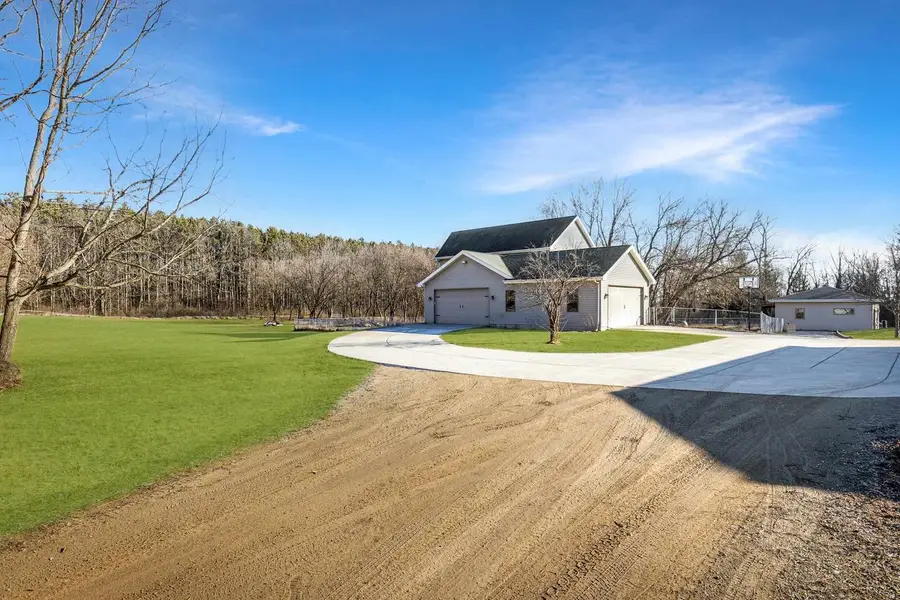 4805 Schneider Drive, Fitchburg, WI 53575 - #3