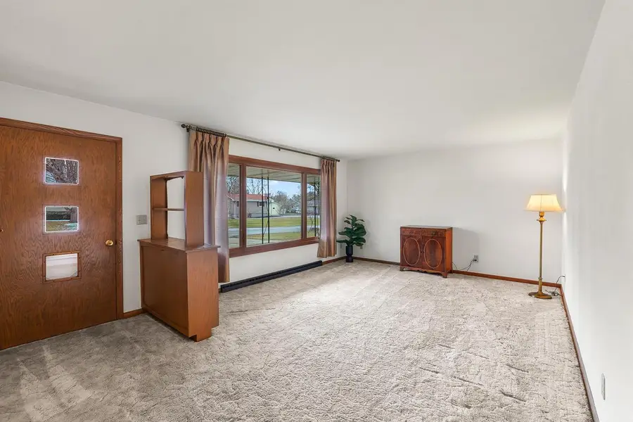 104 Cherokee Road, Beaver Dam, WI 53916 - #3