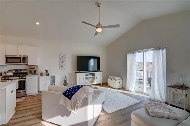 1232 Tivoli Circle, Oregon, WI 53575 - #2