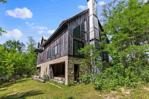 5870 IL Rte 26 N, Freeport, IL 61032