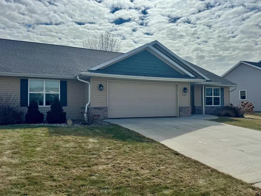 4350 Huntinghorne Drive, Janesville, WI 53546 - #2