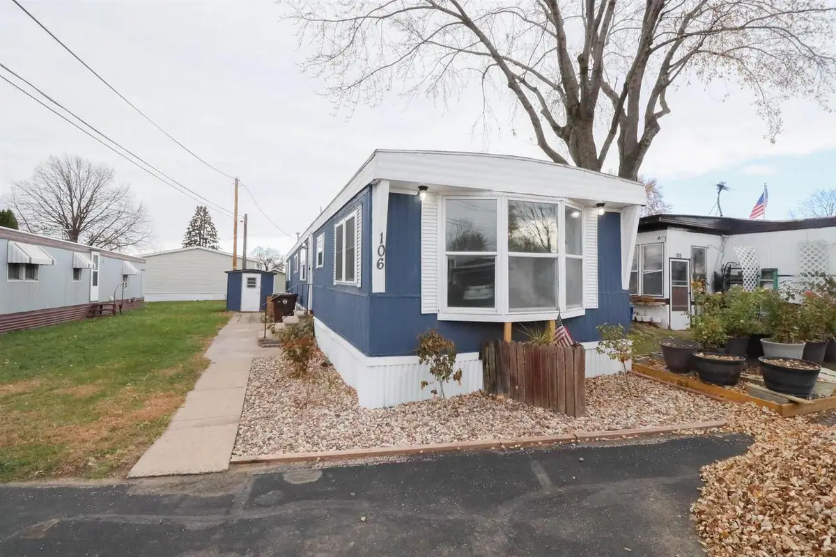 1025 Oak Avenue #106, Onalaska, WI 54650 - #1