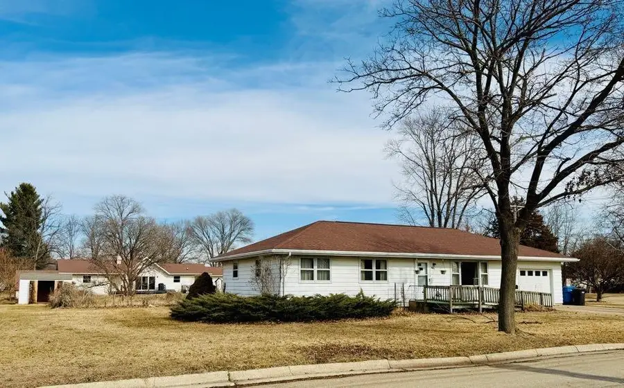 501 4th Street, Brodhead, WI 53520 - #3