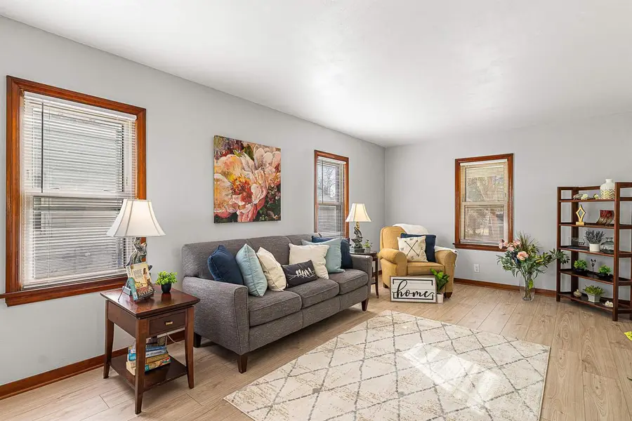 614 S Lincoln Avenue, Beaver Dam, WI 53916 - #2