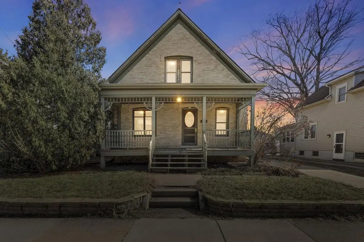 503 S 9th Street, Watertown, WI 53094 - #1