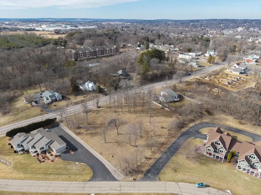 1035 Walnut Street, Baraboo, WI 53913 - #2