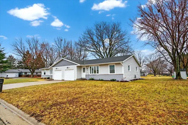 32 Karl Avenue, Belleville, WI 53508