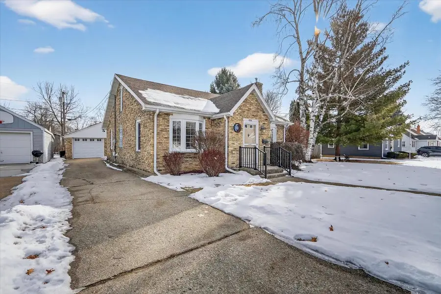 464 N Pine Street, Janesville, WI 53548 - #2