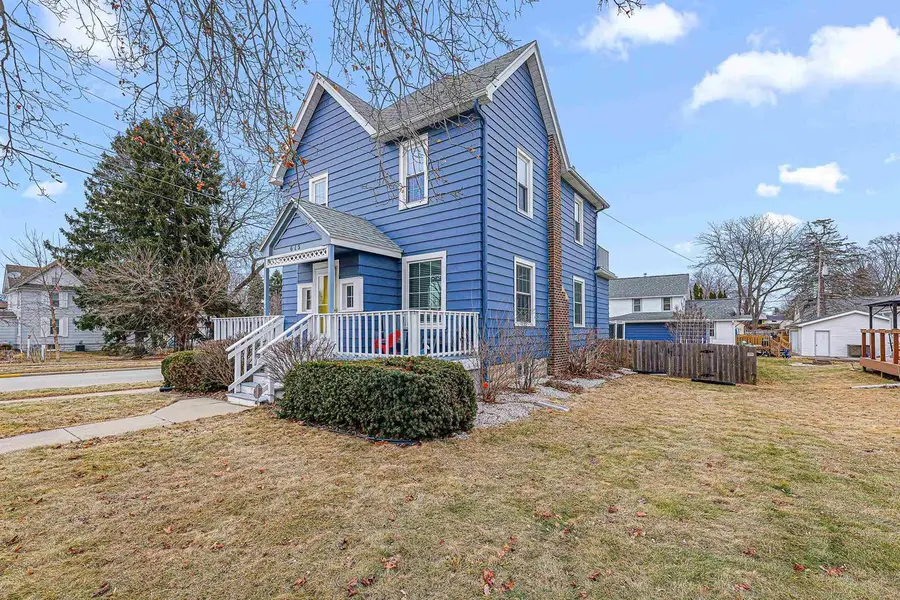 615 De Clark Street, Beaver Dam, WI 53916 - #2