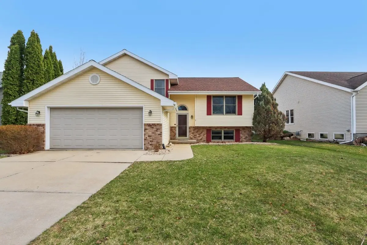 5495 Quarry Hill Drive, Fitchburg, WI 53711 - #1