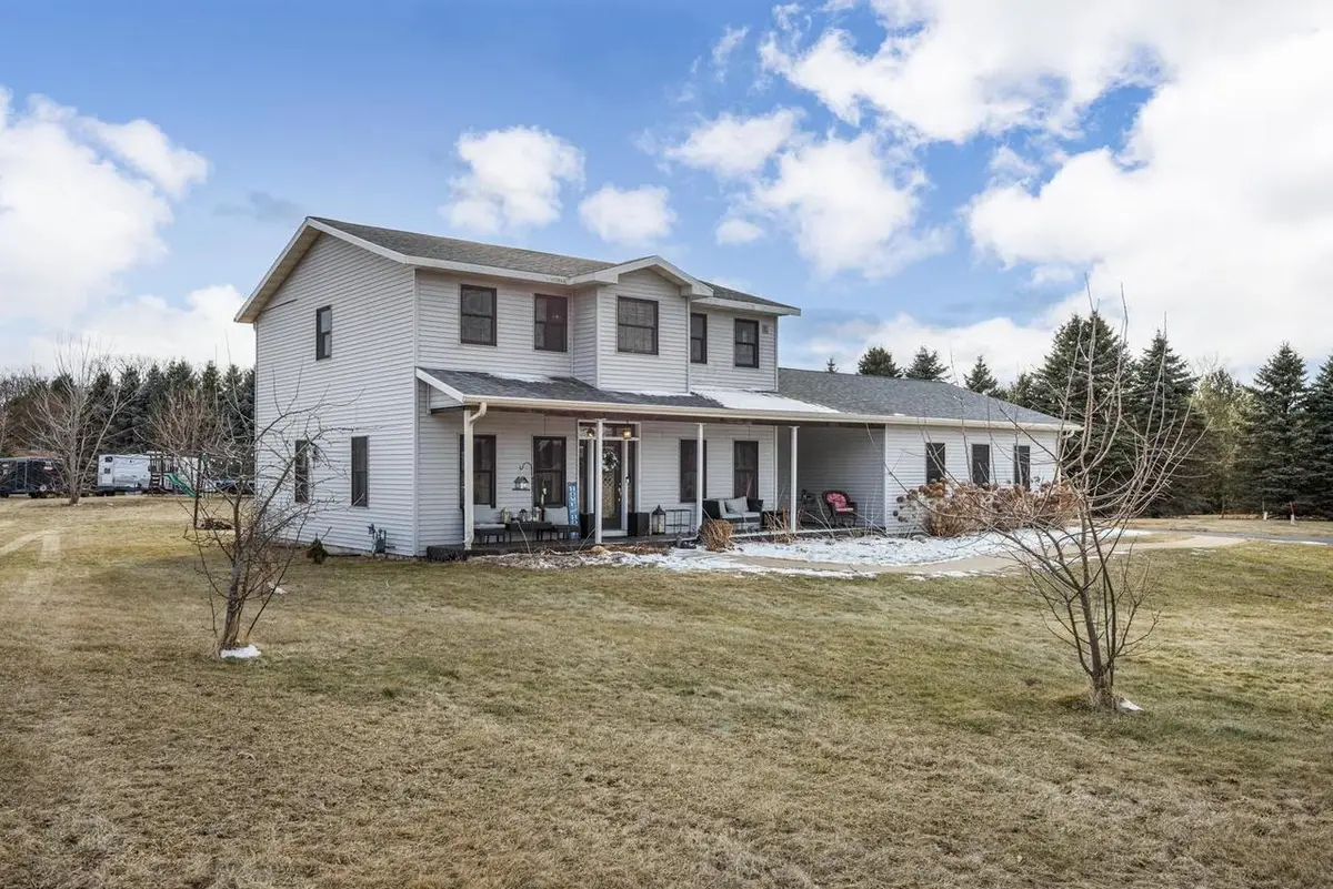 W7507 Iroquois Trail, Delavan, WI 53115 - #1