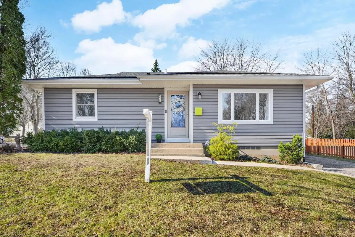 1517 Arizona Pass, Madison, WI 53704 - #1