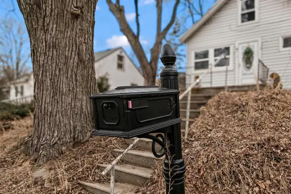 617 E Edgewater Street, Portage, WI 53901