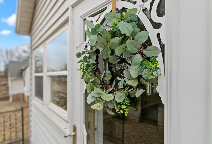 617 E Edgewater Street, Portage, WI 53901 - #2