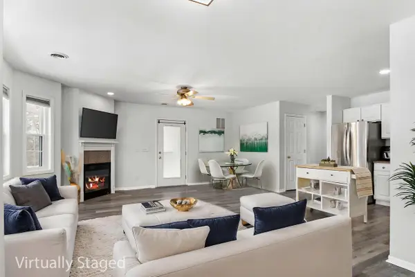 818 Herndon Drive #2, Madison, WI 53718