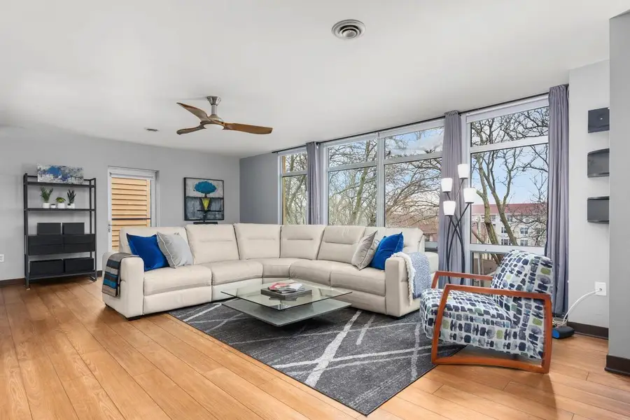 15 Broom Street #404, Madison, WI 53703 - #2