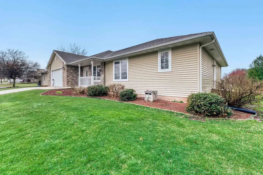 504 Hoel Avenue, Stoughton, WI 53589 - #2