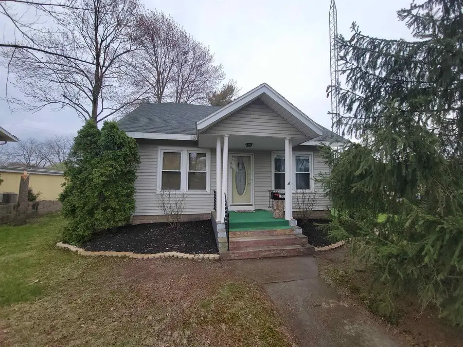 1018 Elm Street, Wisconsin Dells, WI 53965 - #3