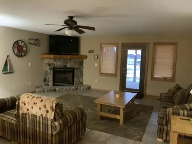 2017-1 S Czech Court #1401, Arkdale, WI 54613 - #3