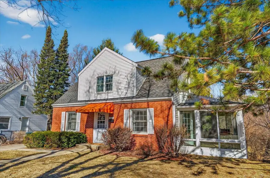 3534 Heather Crest, Madison, WI 53705 - #3