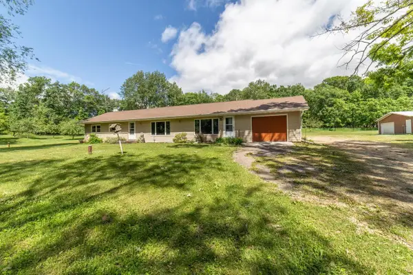 N3412 2nd Avenue, Oxford, WI 53952