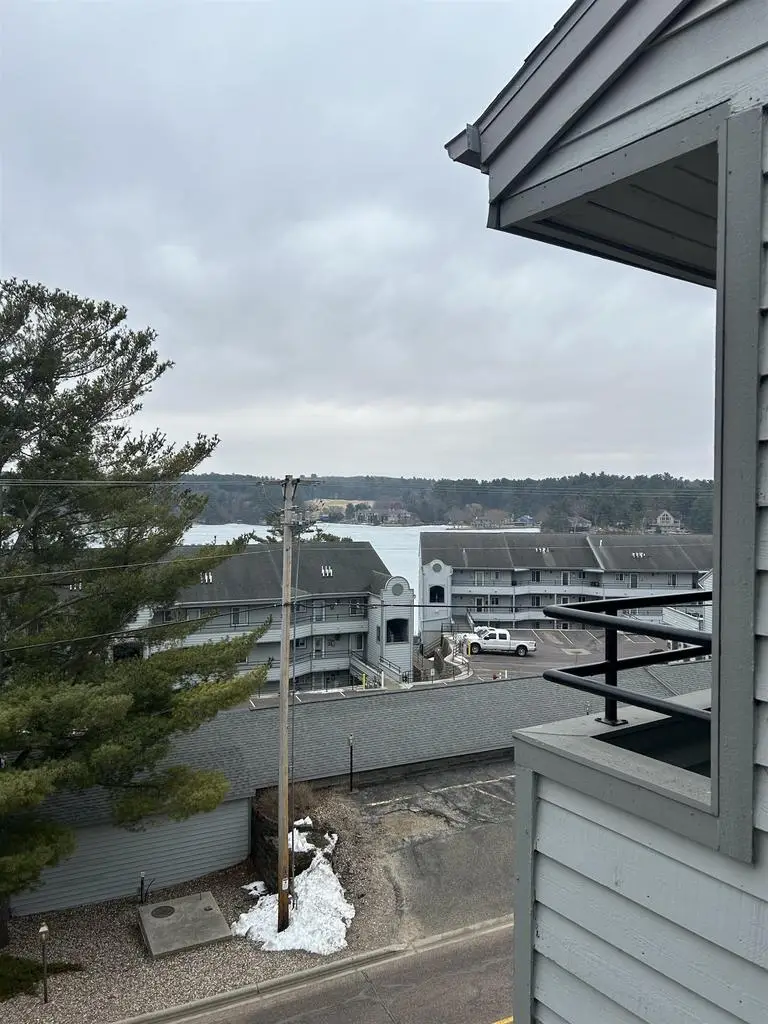 530 E Hiawatha Drive #318, Wisconsin Dells, WI 53965 - #3