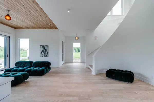 4043 Serenbe Street, Middleton, WI 53562