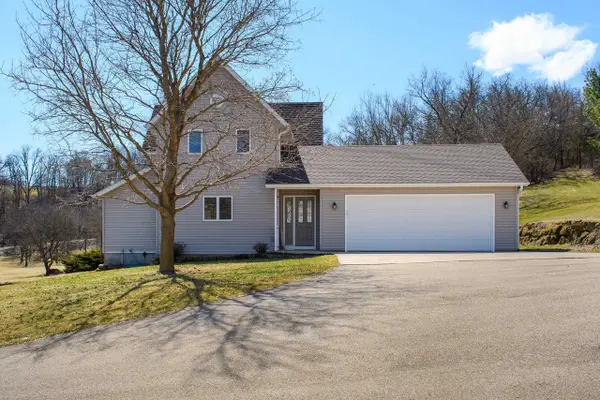 3265 Bergum Road, Mount Horeb, WI 53572