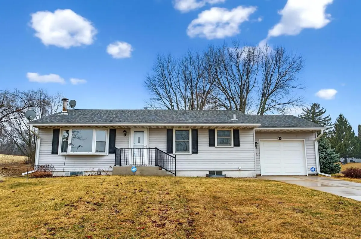 6387 Rimmel Court, Dane, WI 53529 - #1